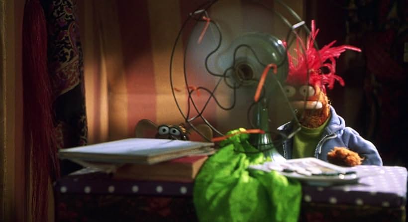 Bill Barretta and Steve Whitmire in Muppets from Space (1999)