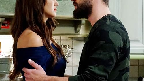 Furkan Andic and Leyla Lydia Tugutlu in Tatli intikam (2016)