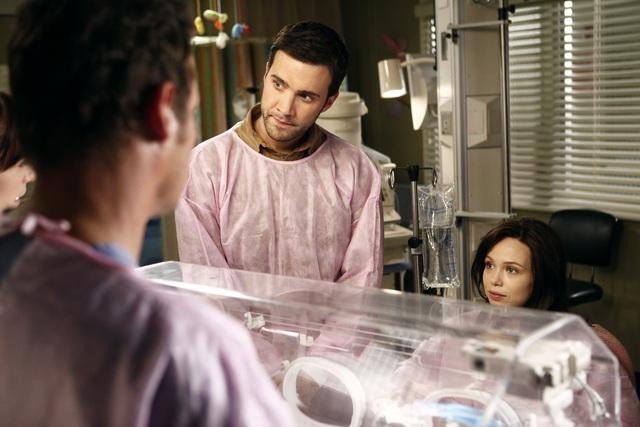 Justin Chambers, Amanda Fuller, and Gil McKinney in Grey's Anatomy (2005)