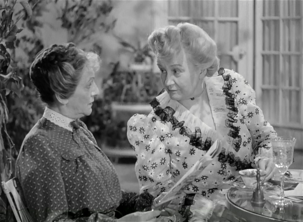 Beulah Bondi and Lucile Watson in Watch on the Rhine (1943)