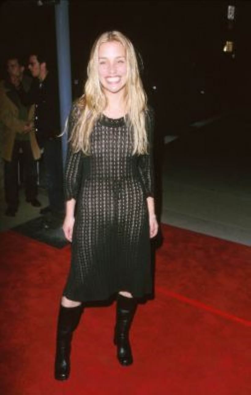 Piper Perabo at an event for High Fidelity (2000)