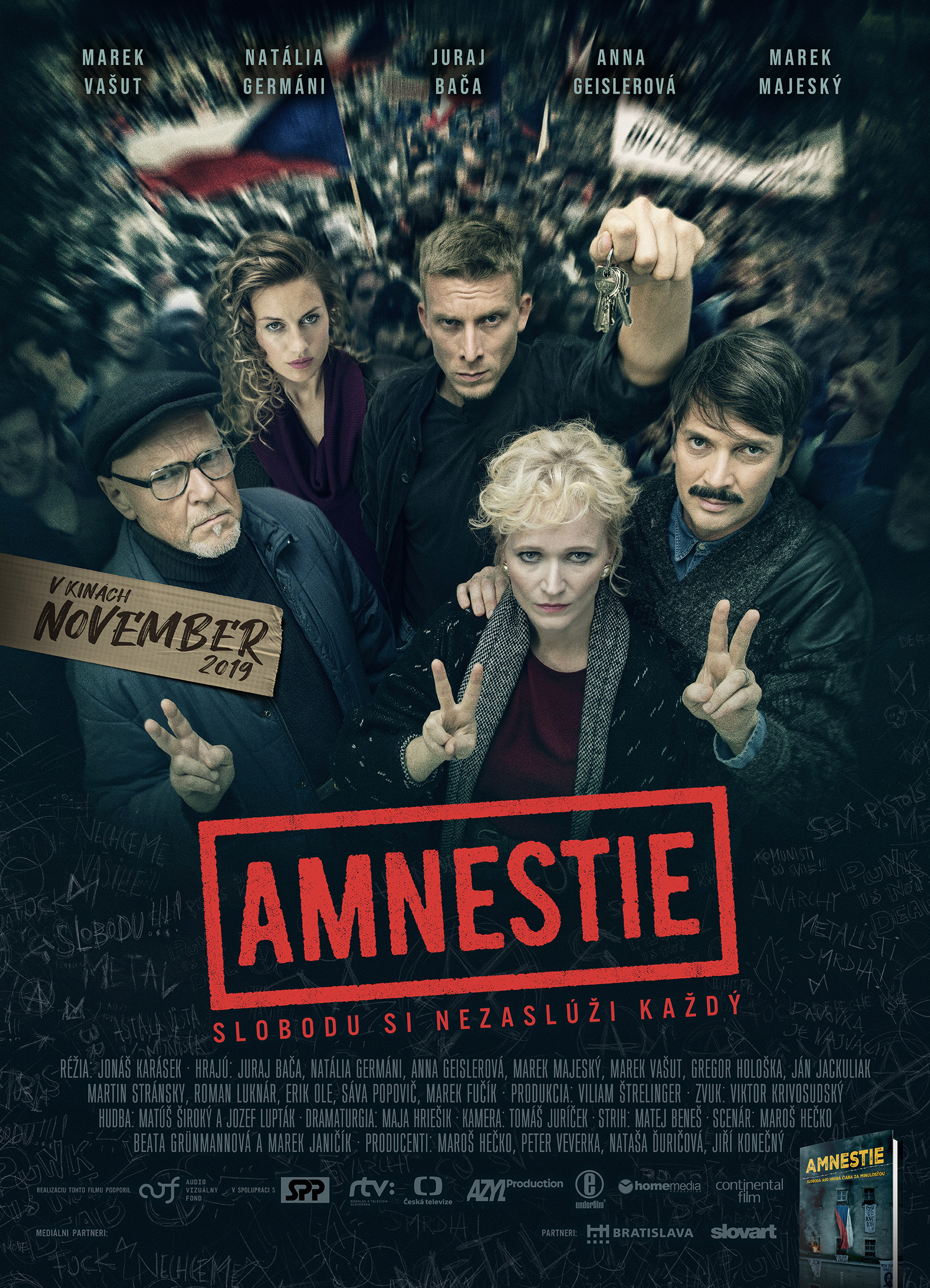 Anna Geislerová, Marek Vasut, Marek Majeský, Juraj Baca, and Natalia Germani in Amnestie (2019)