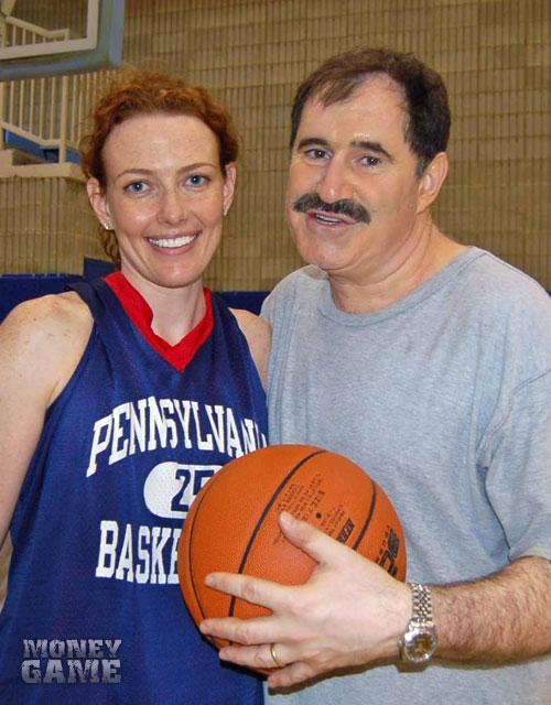 Richard Kind and Maureen Holohan in Money Game (2008)