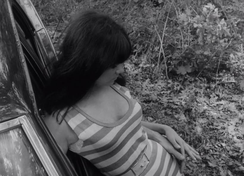 Arlene Farber in Girl on a Chain Gang (1966)