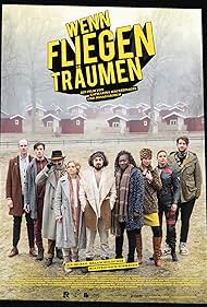 Robert Glatzeder, Johannes Klaußner, Zoltan Paul, Katharina Wackernagel, Nina Weniger, Thelma Buabeng, Niels Bormann, Tina Amon Amonsen, and Sebastian Schwarz in Wenn Fliegen träumen (2018)