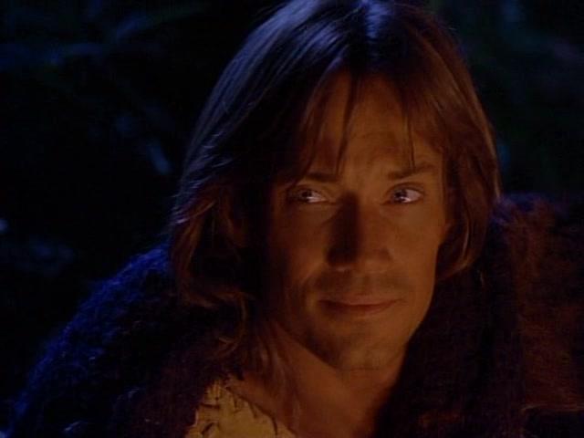 Kevin Sorbo in Hercules in the Maze of the Minotaur (1994)