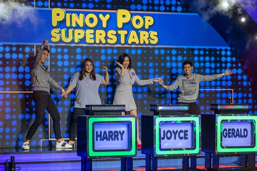 Joyce Tañana, Gerald Santos, Harry Santos, and Maricris Garcia in Family Feud Philippines (2022)