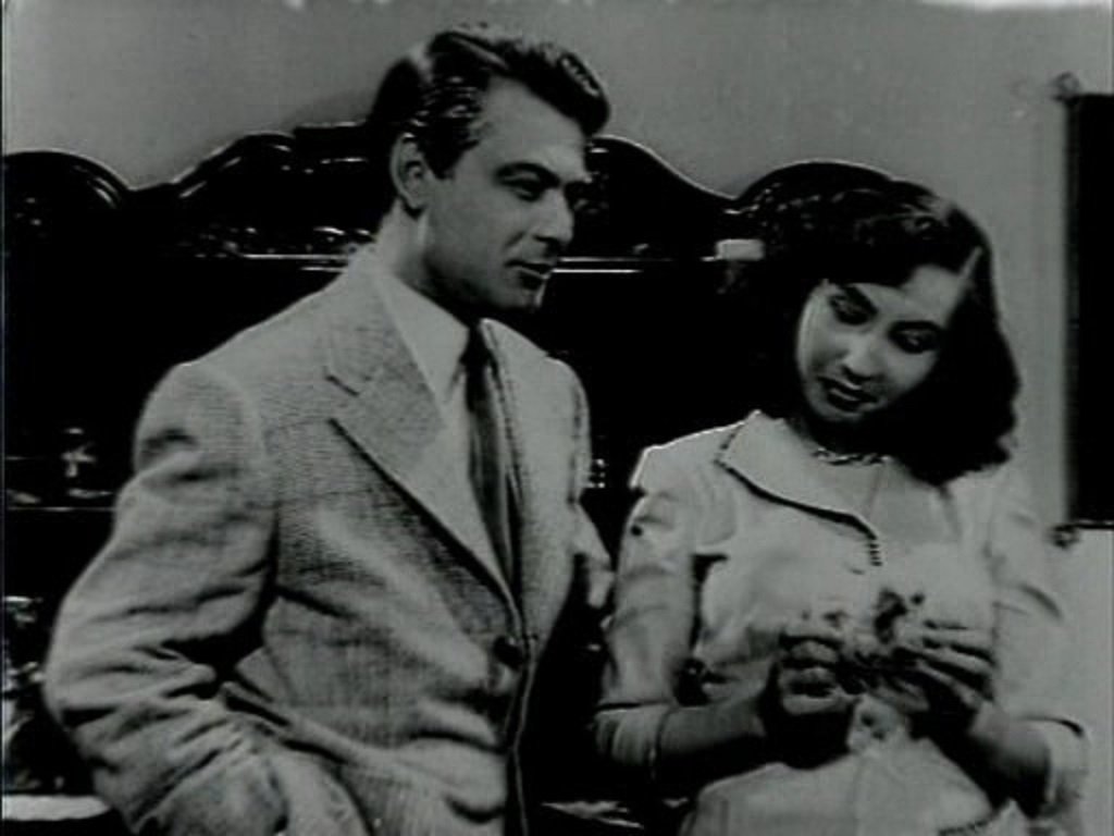 Muzaffer Tema and Nese Yulaç in Kanun Namina (1952)