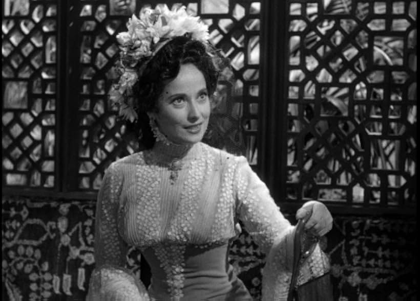 Merle Oberon in Temptation (1946)