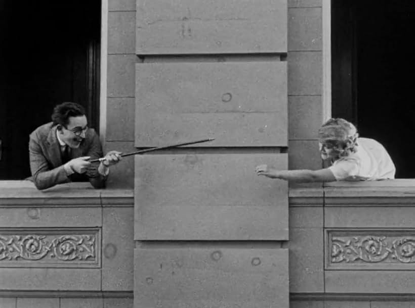 Mildred Davis and Harold Lloyd in Never Weaken (1921)