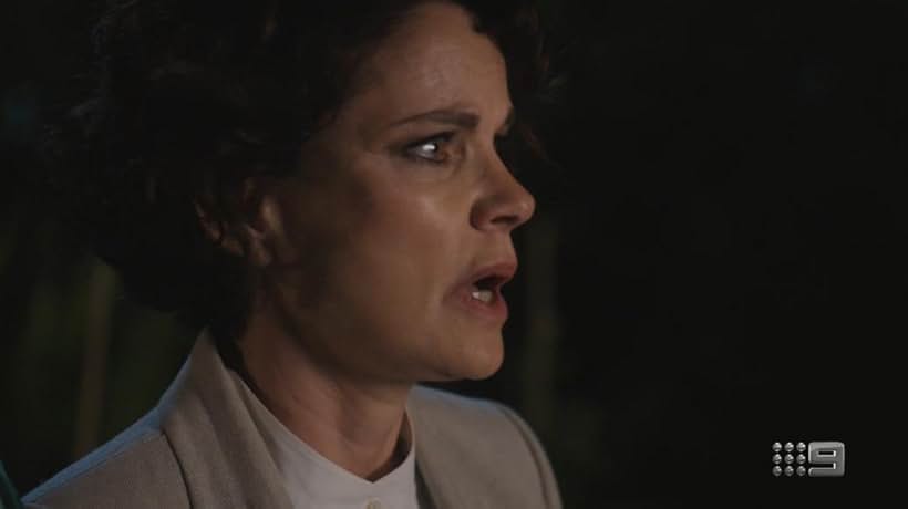 Sigrid Thornton in Amazing Grace (2021)