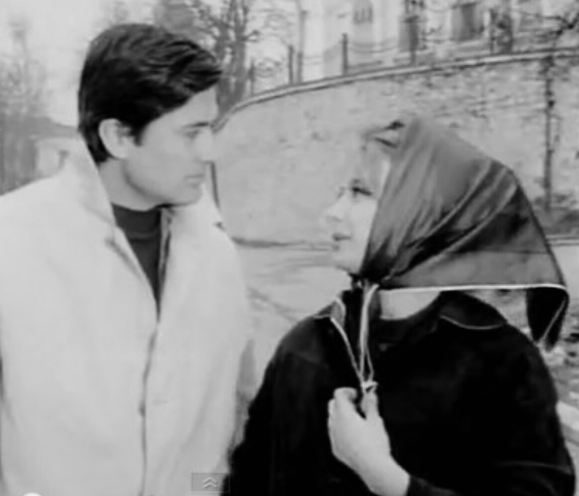 Filiz Akin and Cüneyt Arkin in Soför Nebahat ve kizi (1964)