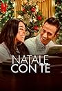 Freddie Prinze Jr. and Aimee Garcia in Natale con te (2022)