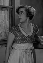 Sévérine Lerczinska in Boudu Saved from Drowning (1932)