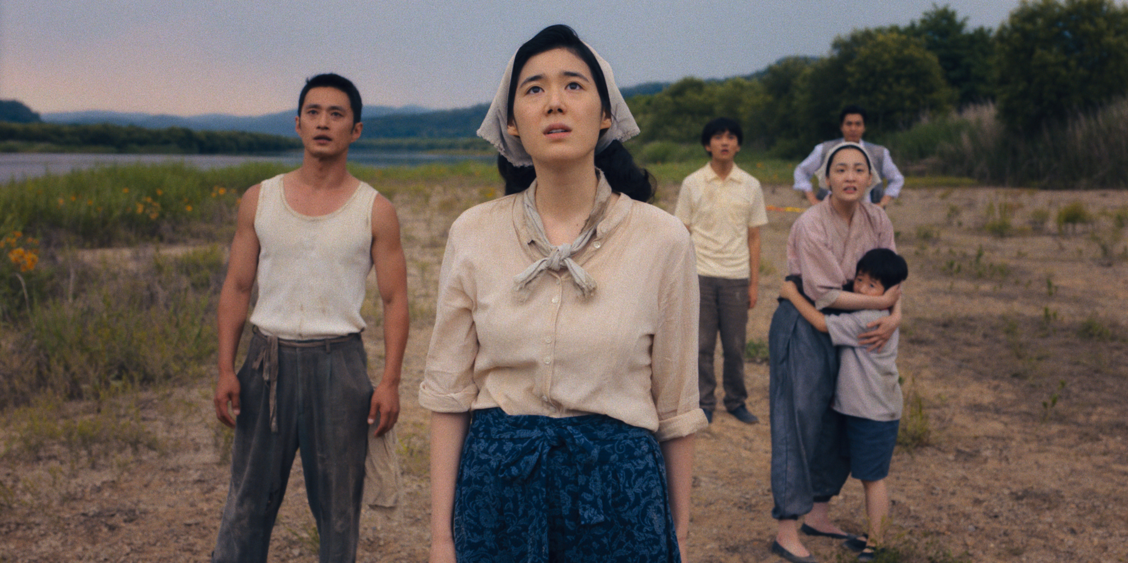 Eunseong Kwon, Jung Eun-chae, Kim Kang-hoon, Kim Sungkyu, and Minha Kim in Pachinko (2022)