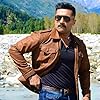 Suriya in Kaappaan (2019)