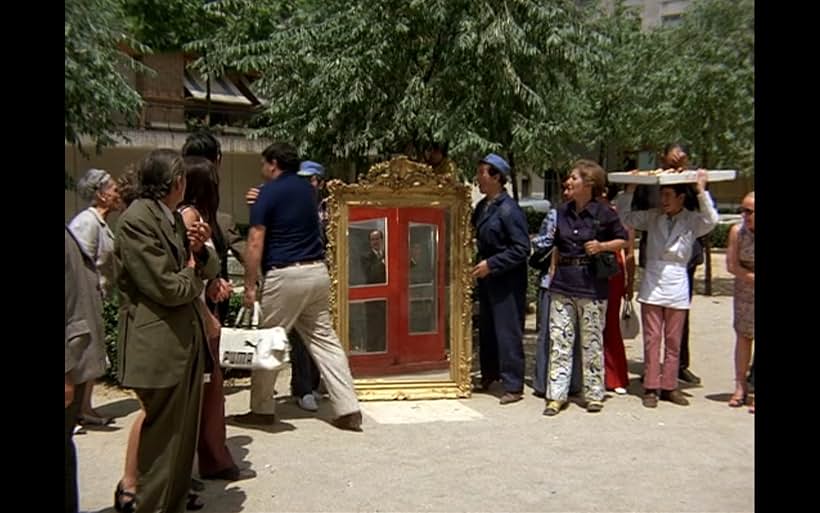 José Luis López Vázquez, Tito García, and Antonio Moreno in La cabina (1972)