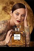 Chanel N°5: Dancing on the Moon