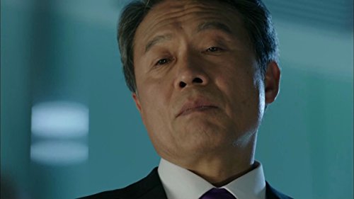 Chun Ho-jin in Doctor Stranger (2014)