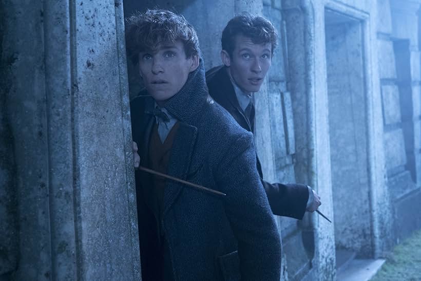 Eddie Redmayne and Callum Turner in Fantastic Beasts: The Crimes of Grindelwald (2018)