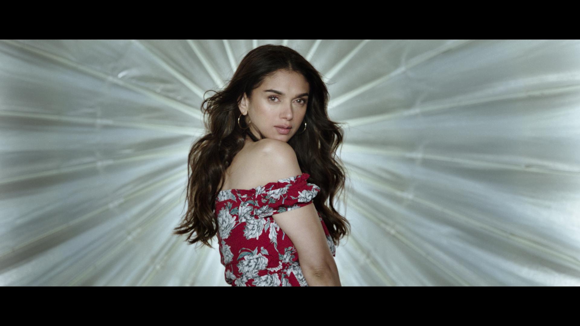 Aditi Rao Hydari in Sammohanam (2018)