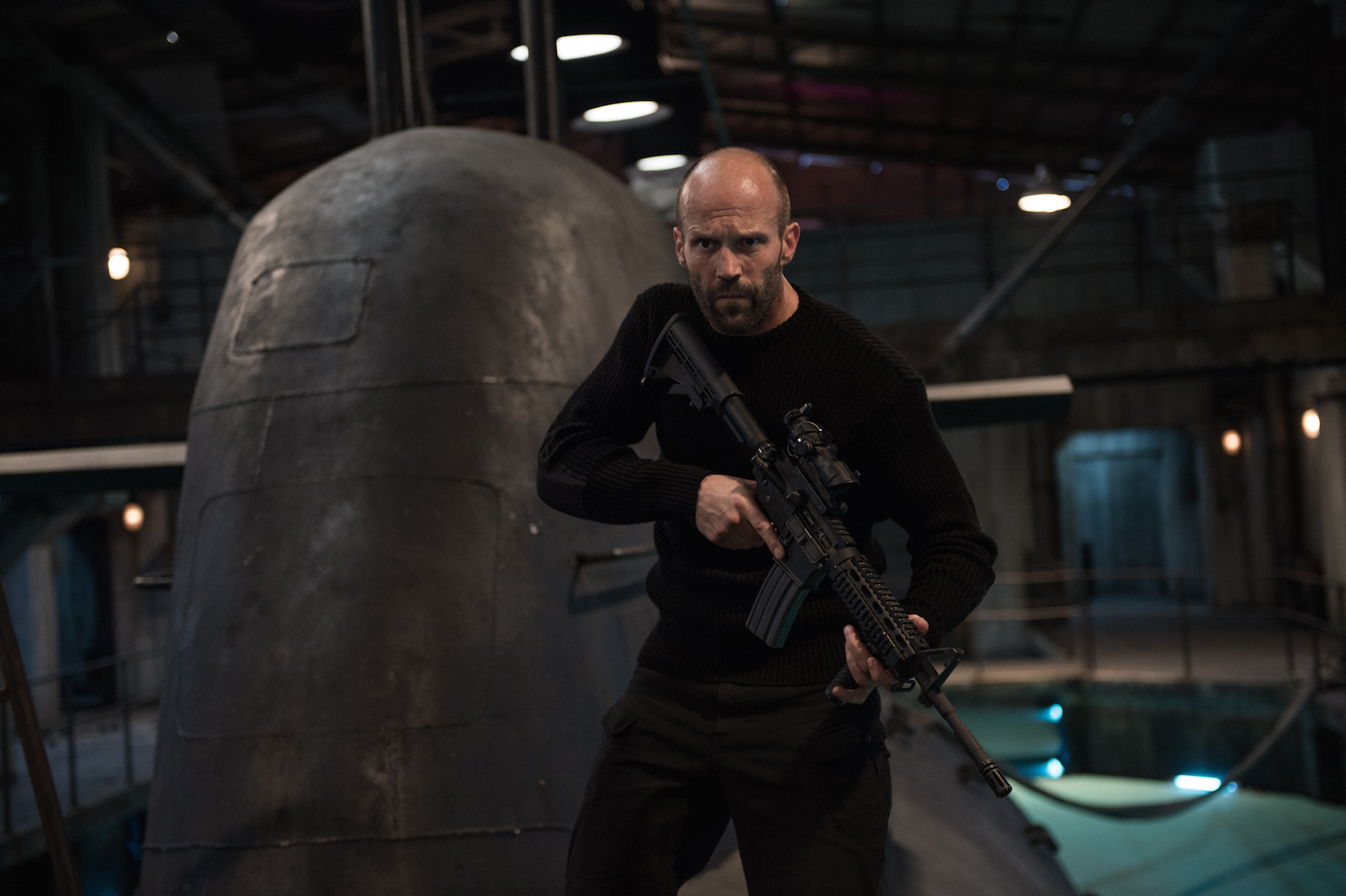 Jason Statham in Mechanic: Resurrection (2016)