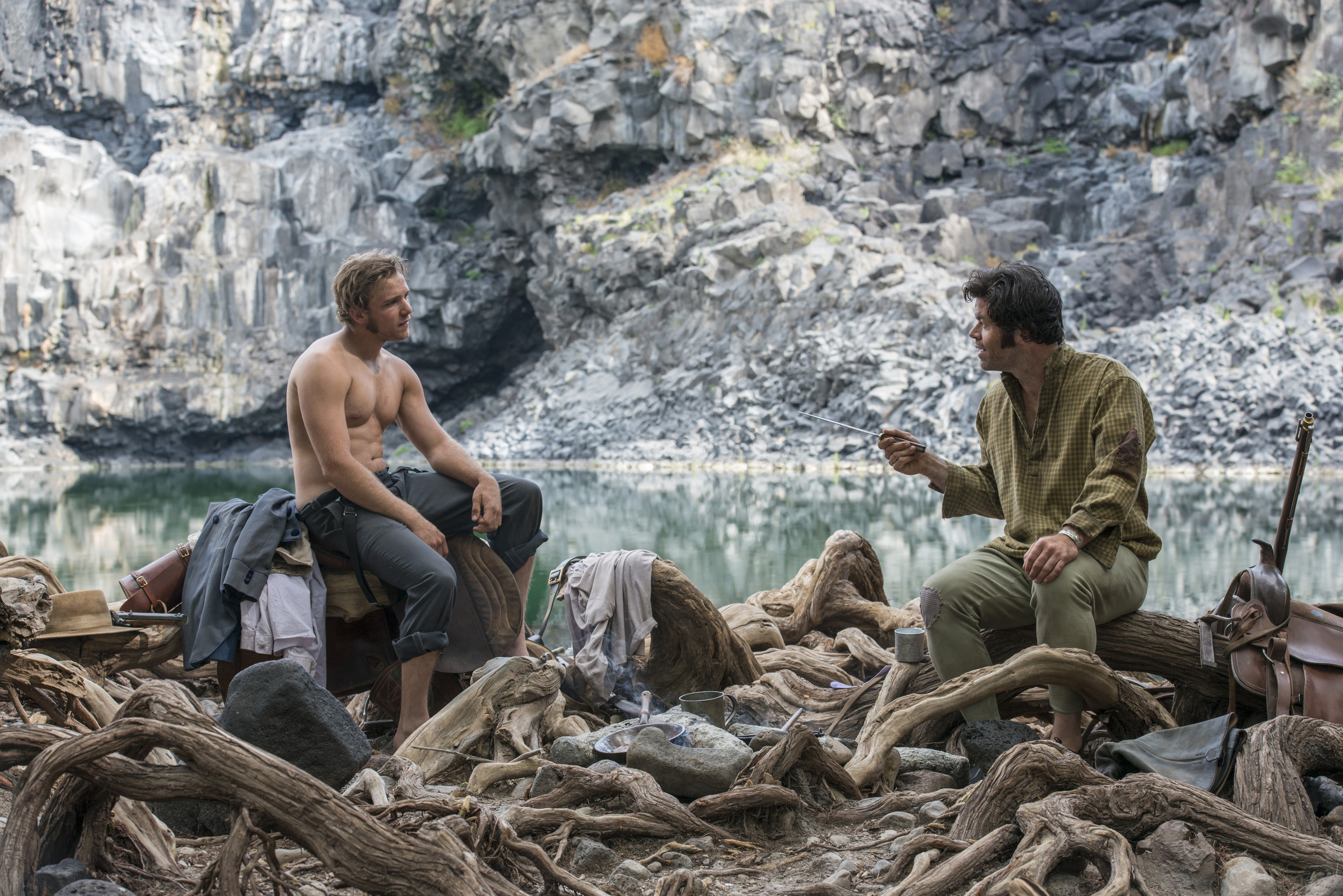 Robert Baker and Max Thieriot in Texas Rising (2015)