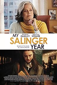 Sigourney Weaver and Margaret Qualley in My Salinger Year (2020)