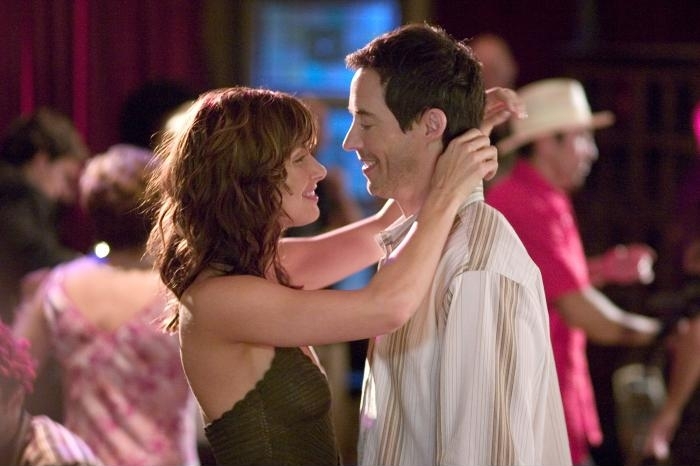 Bridget Moynahan and Tom Cavanagh in Gray Matters (2006)