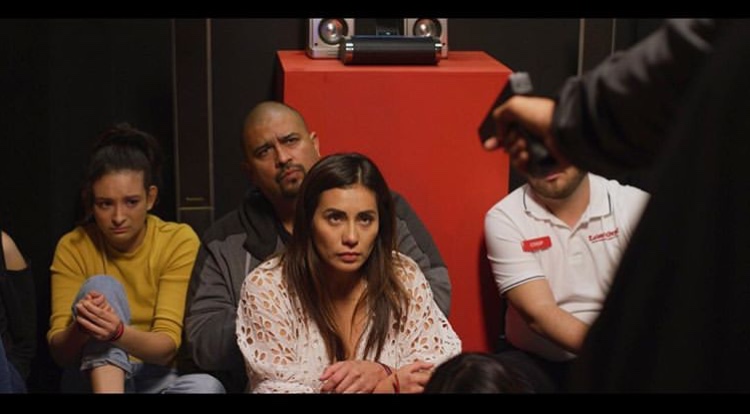 Mario Van Peebles, David Fernandez Jr., Sandra Gutierrez, and Diana Acevedo in A Clear Shot (2019)