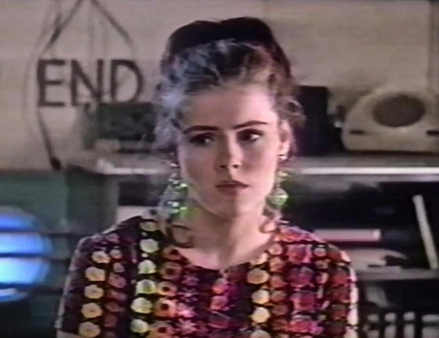 Kathleen Robertson in Maniac Mansion (1990)