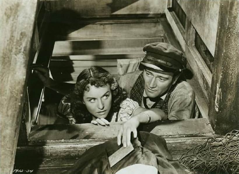 John Wayne and Paulette Goddard in Reap the Wild Wind (1942)