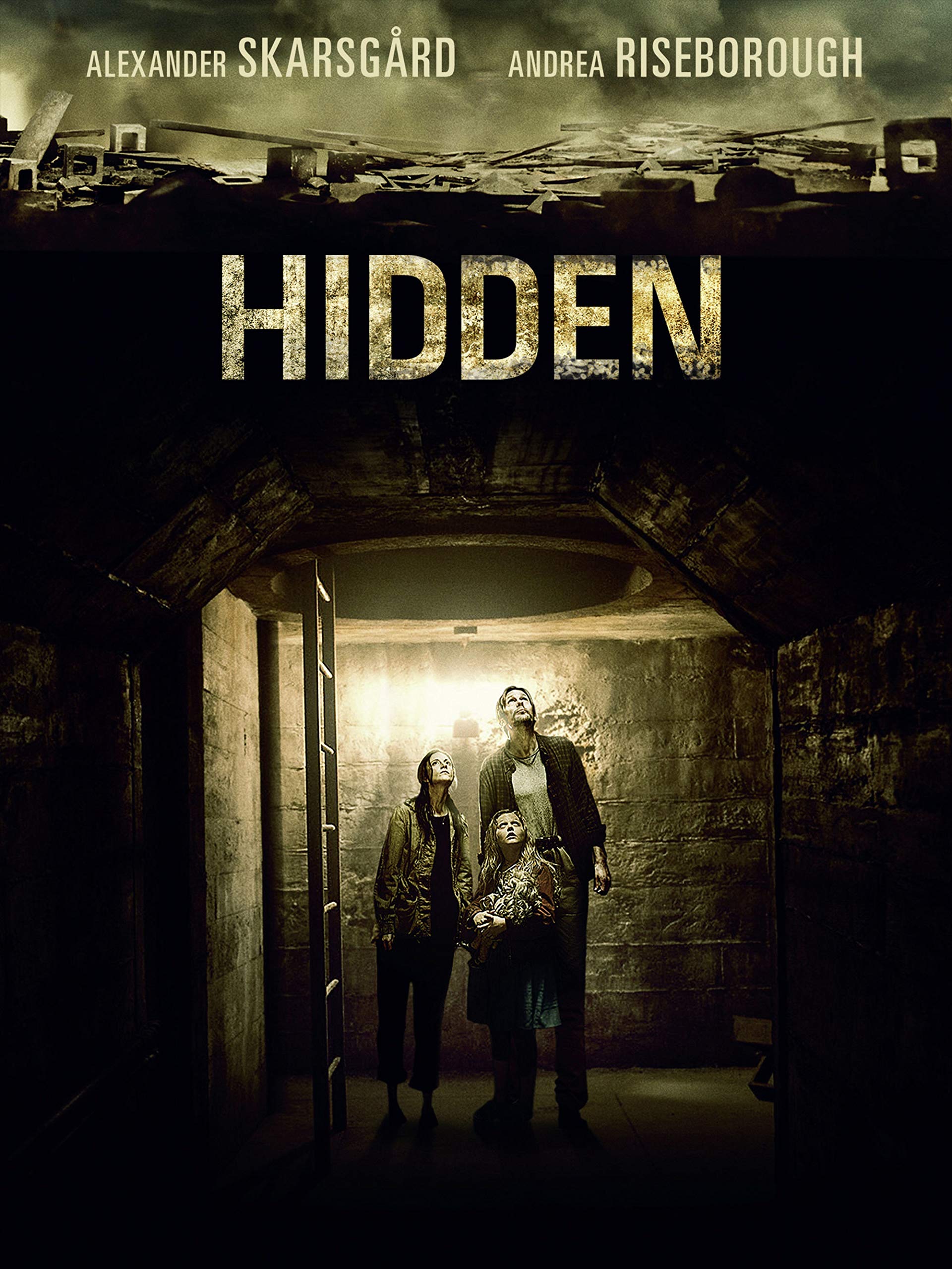 Alexander Skarsgård, Andrea Riseborough, and Emily Alyn Lind in Hidden (2015)