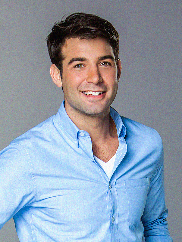 James Wolk in The Crazy Ones (2013)