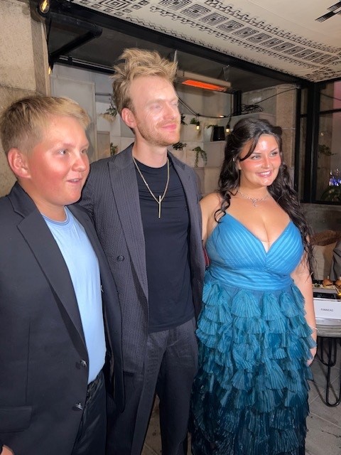 Eli w Finneas O'Connell and Isabella Amara - La Premiere Vengeance