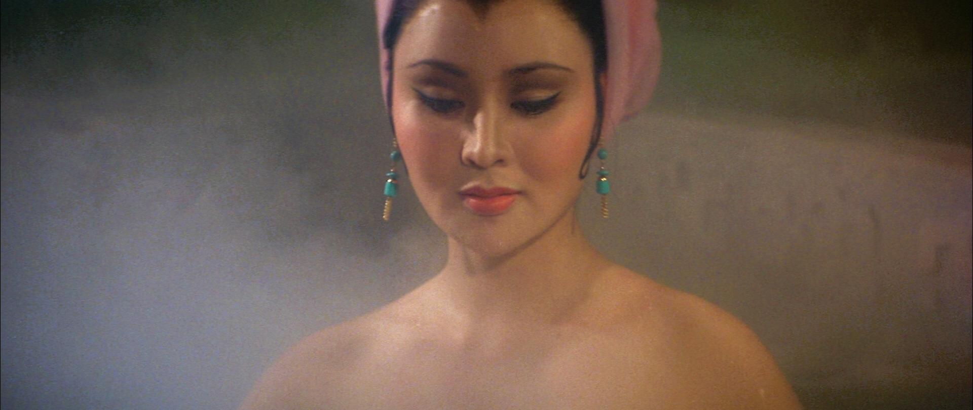 Linda Chu in Human Lanterns (1982)