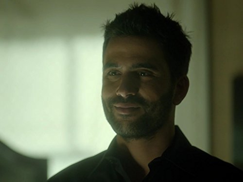 Ignacio Serricchio in Witches of East End (2013)