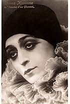 Diana Karenne in Pierrot (1917)