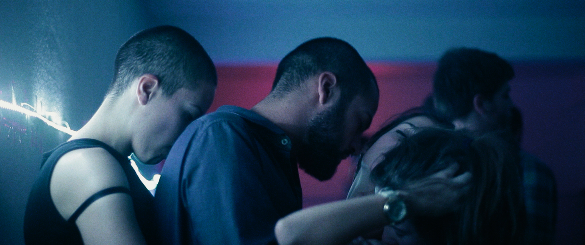 Anabela Ribeiro, Inês de Castro, Ruben Pero, and Rafaela Jacinto in Damned Summer (2017)