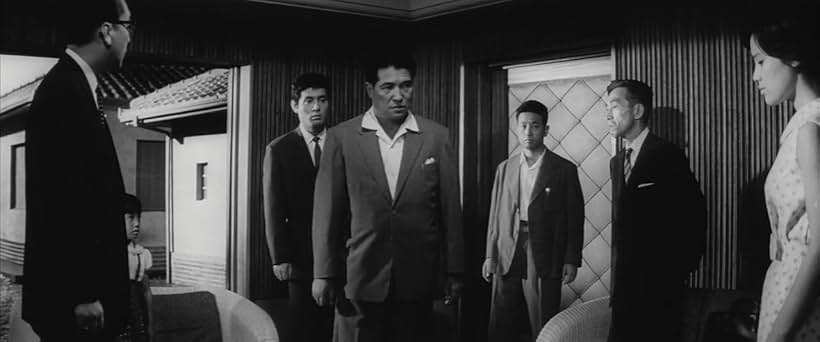 Tôru Abe, Minoru Chiaki, Seiji Miyaguchi, Tatsuya Nakadai, and Mari Yoshimura in The Inheritance (1962)