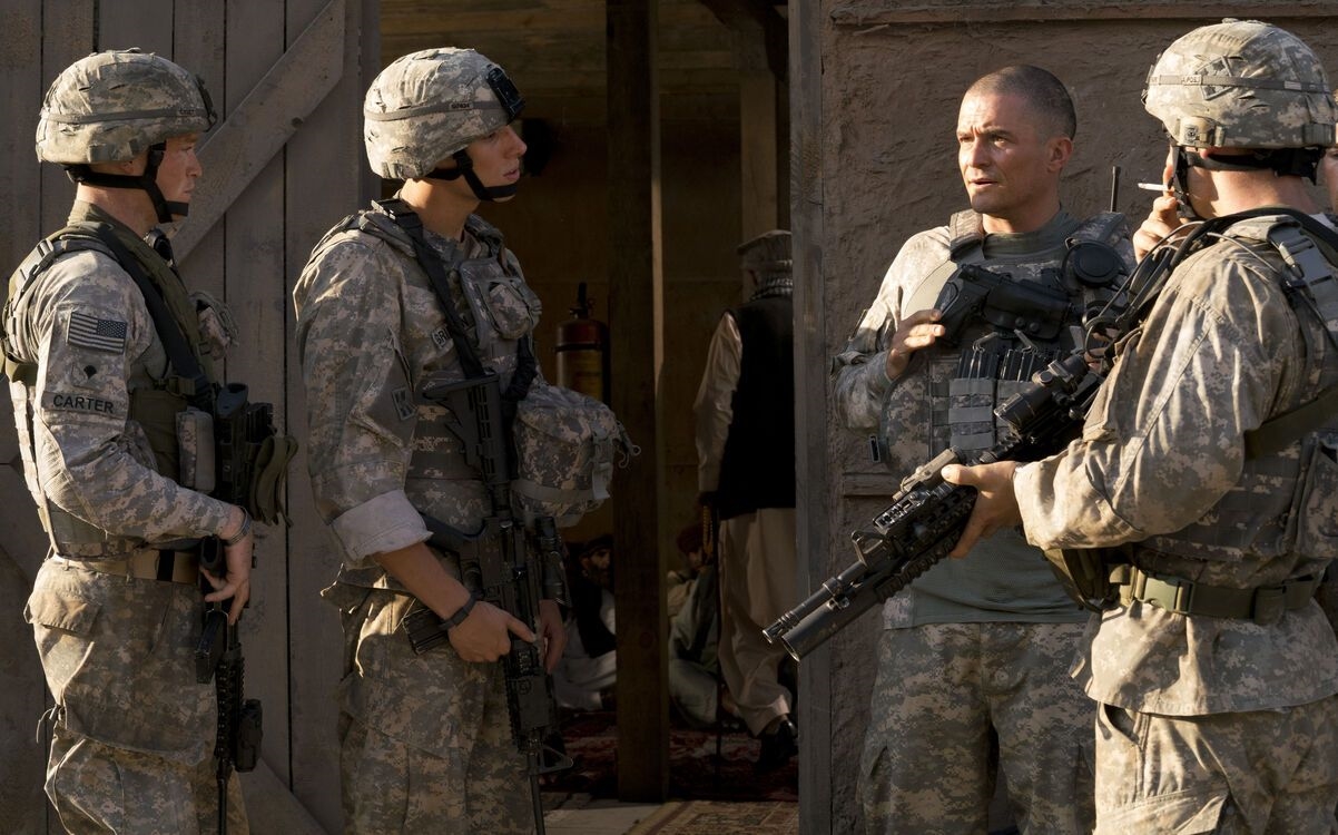 Orlando Bloom, Jack DeVos, Alexander Arnold, Caleb Landry Jones, and Josiah Jack Kalian in The Outpost (2019)