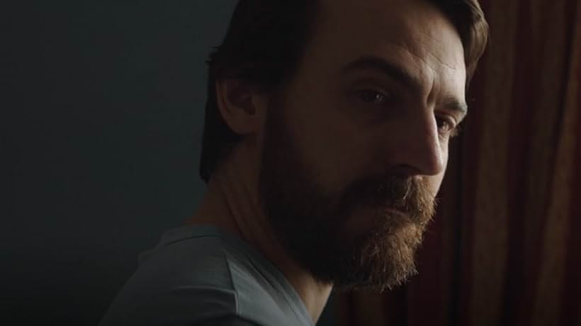 Ewen Leslie in The Cry (2018)