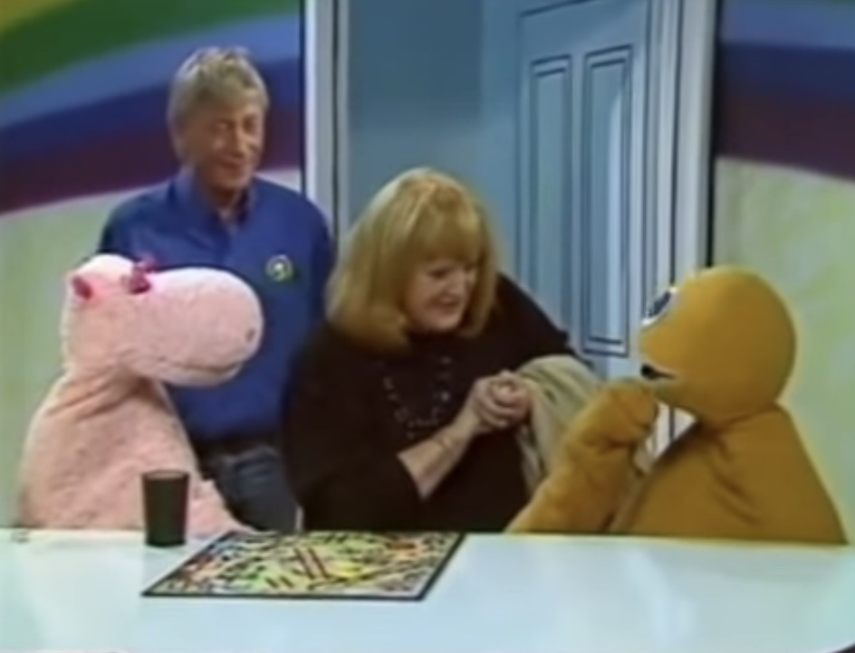 Geoffrey Hayes and Patsy Rowlands in Rainbow (1972)