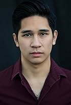 Vinh H. Nguyen's Headshot 2020