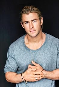 Primary photo for Chris Hemsworth