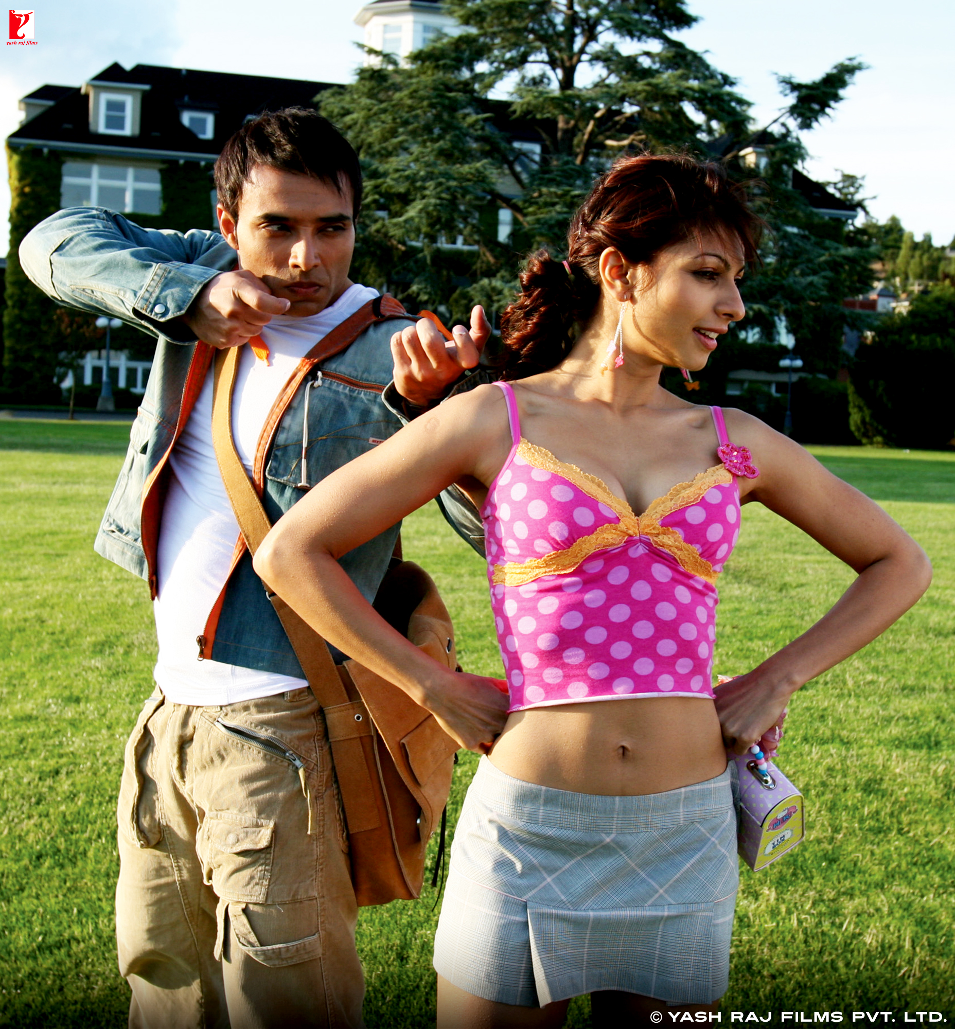 Uday Chopra and Tanishaa Mukerji in Neal 'n' Nikki (2005)