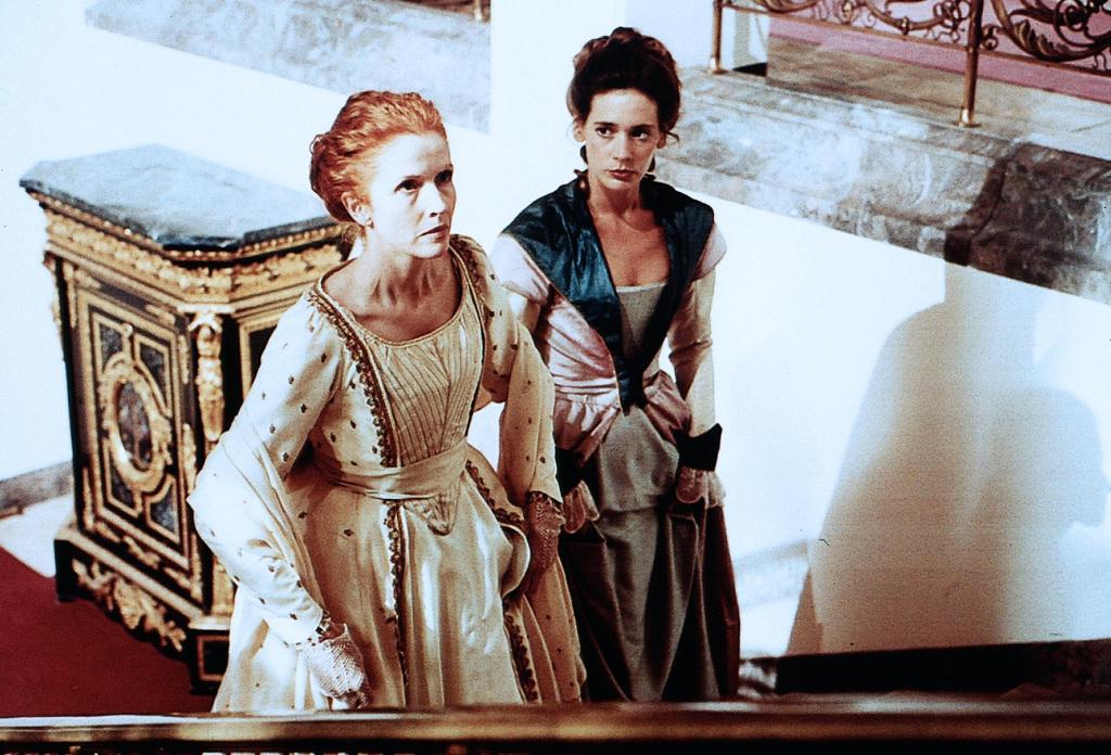 Sibylle Canonica and Franziska Herold in Die Braut (1999)