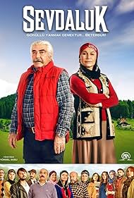 Demet Akbag and Erdal Özyagcilar in Sevdaluk (2013)