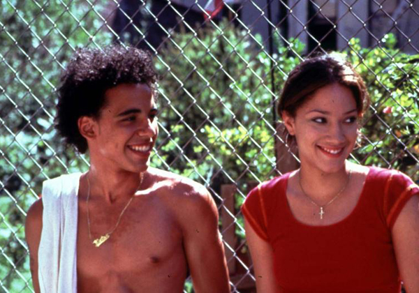 Judy Marte and Victor Rasuk in Raising Victor Vargas (2002)