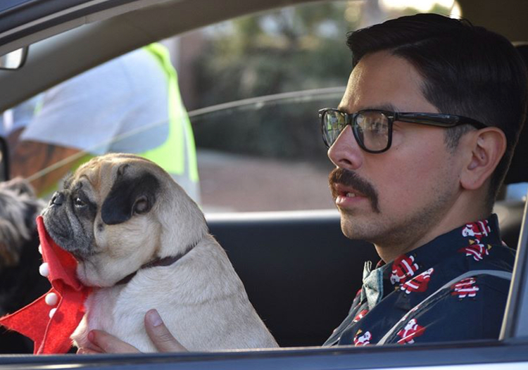 Alex Ruiz in Milagros de Navidad (2017)